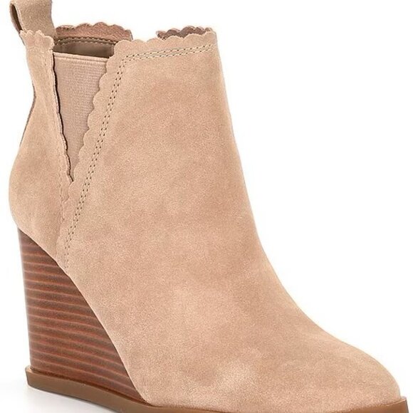 Copper Key brand new Lacey suede scalloped edge wedge booties 9.5 - never worn - Picture 2 of 6